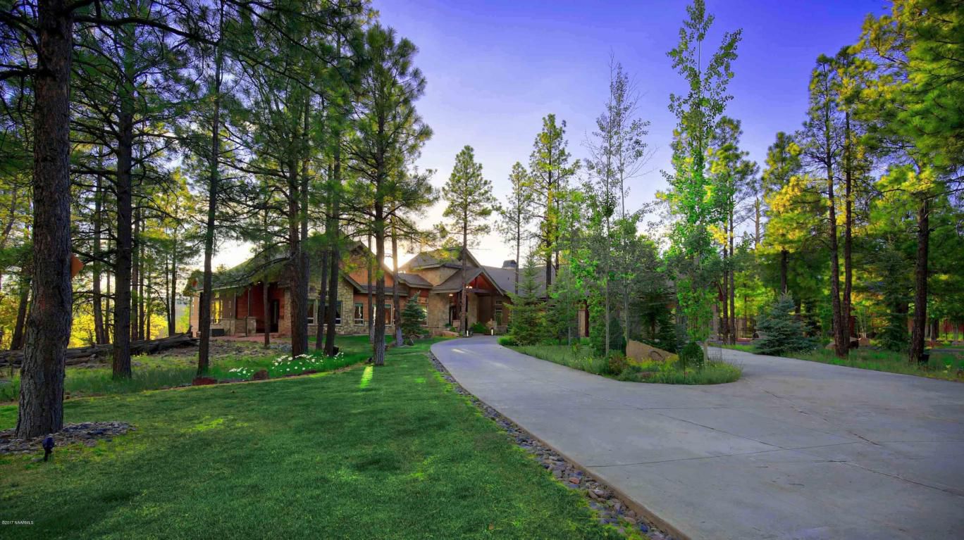 LOCKETT RANCHES